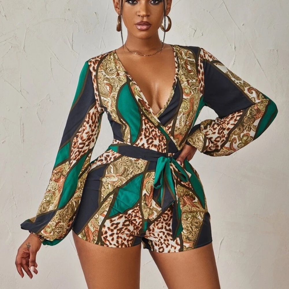 SHEIN SXY Leopard & Paisley Print Colorblock Lantern Sleeve Belted Romper - Picture 2 of 14